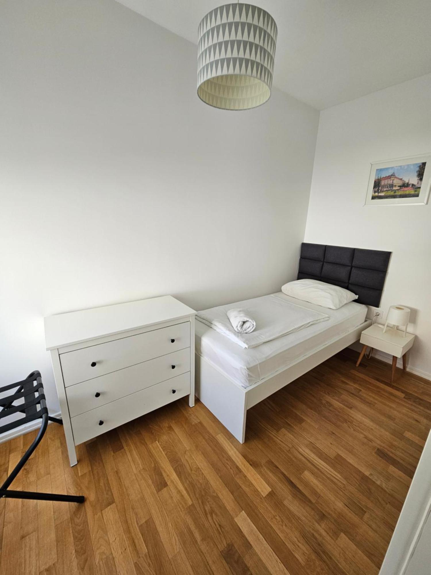 Home Apartmani I Sobe Osijek Zewnętrze zdjęcie