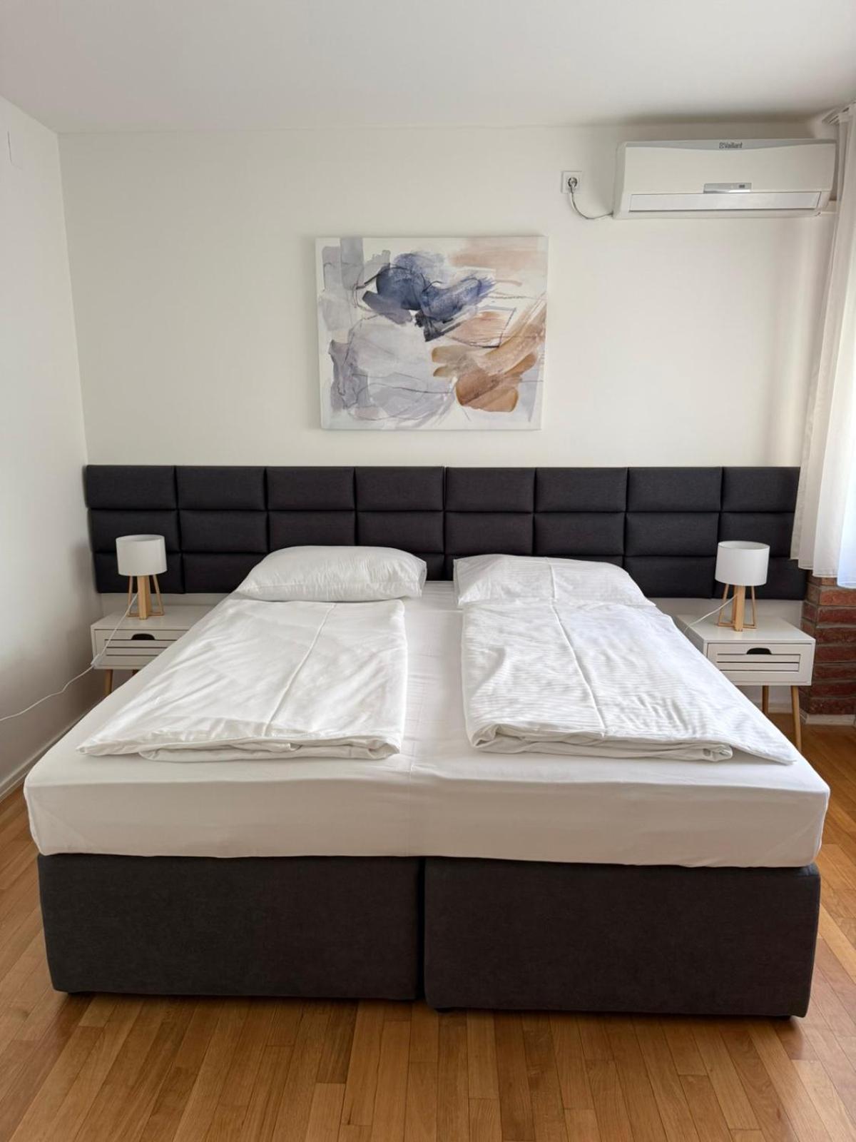 Home Apartmani I Sobe Osijek Zewnętrze zdjęcie