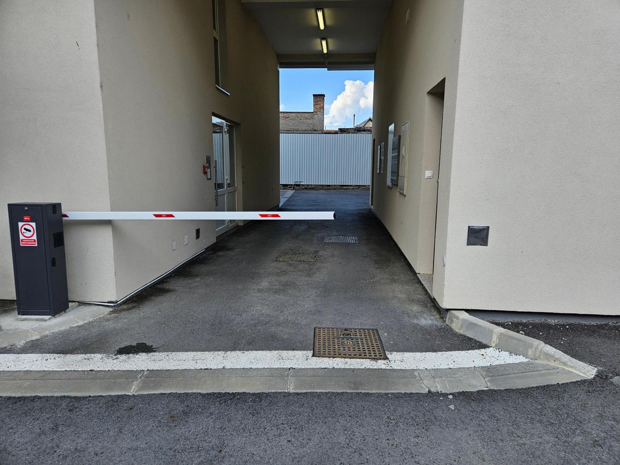 Home Apartmani I Sobe Osijek Zewnętrze zdjęcie